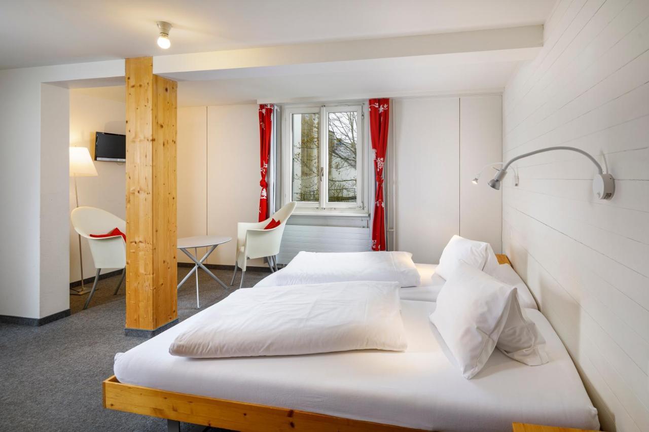 Hirschen Guesthouse - Village Hotel Wildhaus Esterno foto