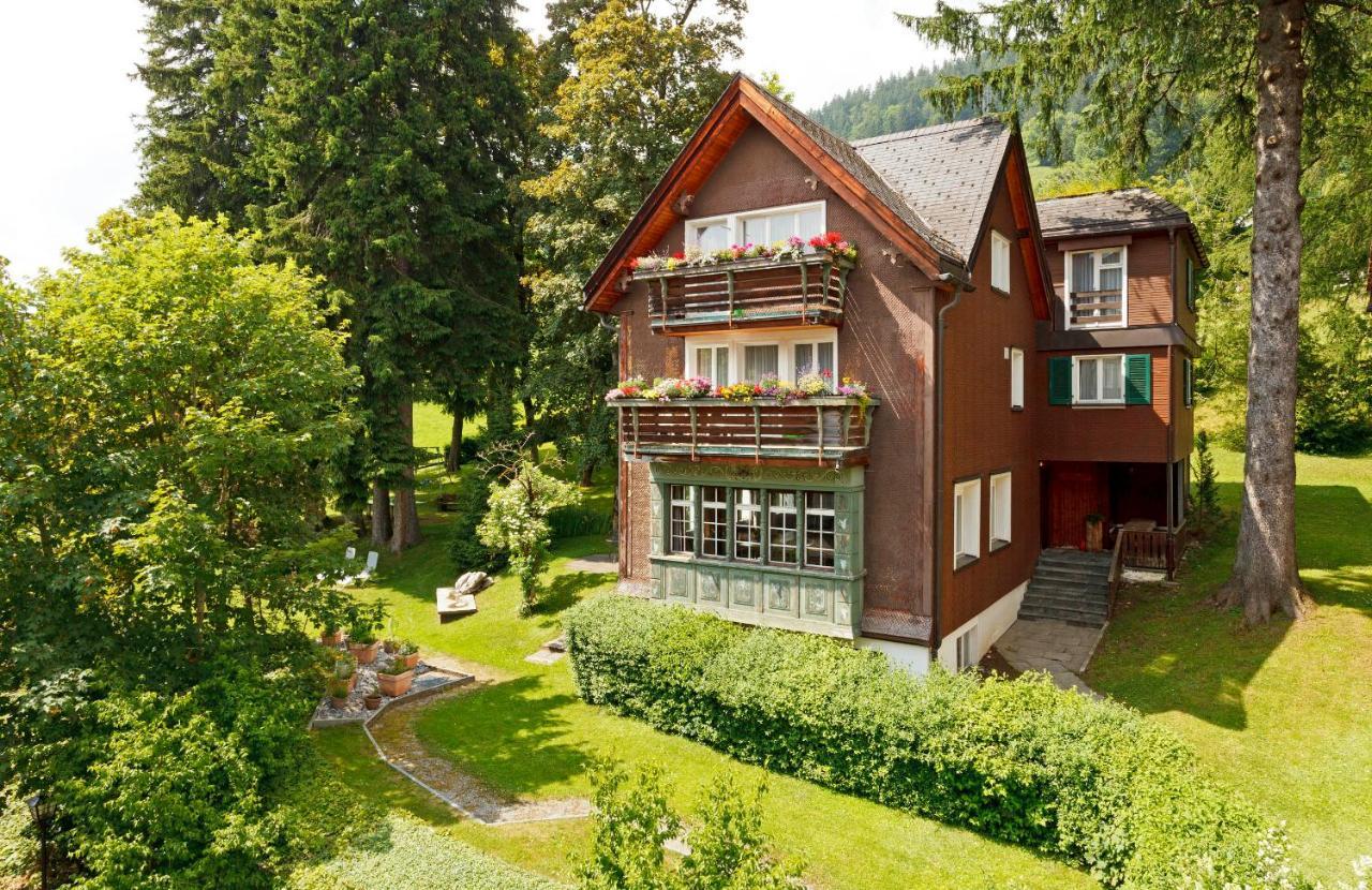 Hirschen Guesthouse - Village Hotel Wildhaus Esterno foto